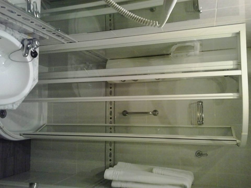 Łazienka Hotel Puerta de Toledo