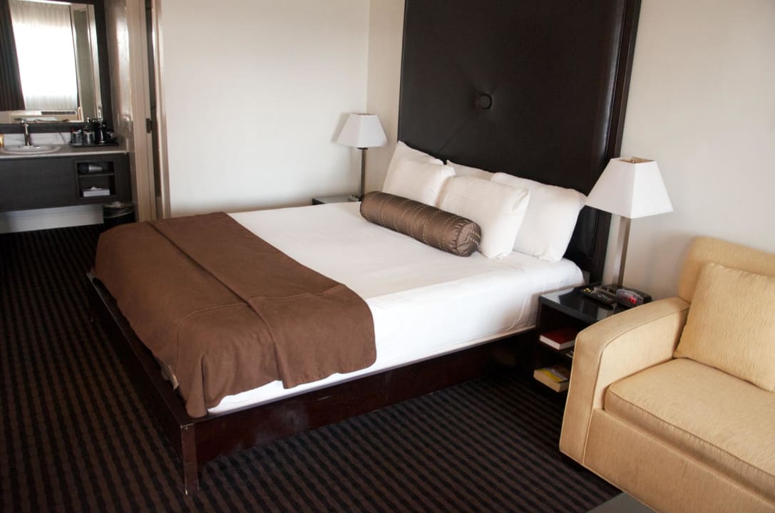 Das gemütliche Bed Four Points by Sheraton Anaheim