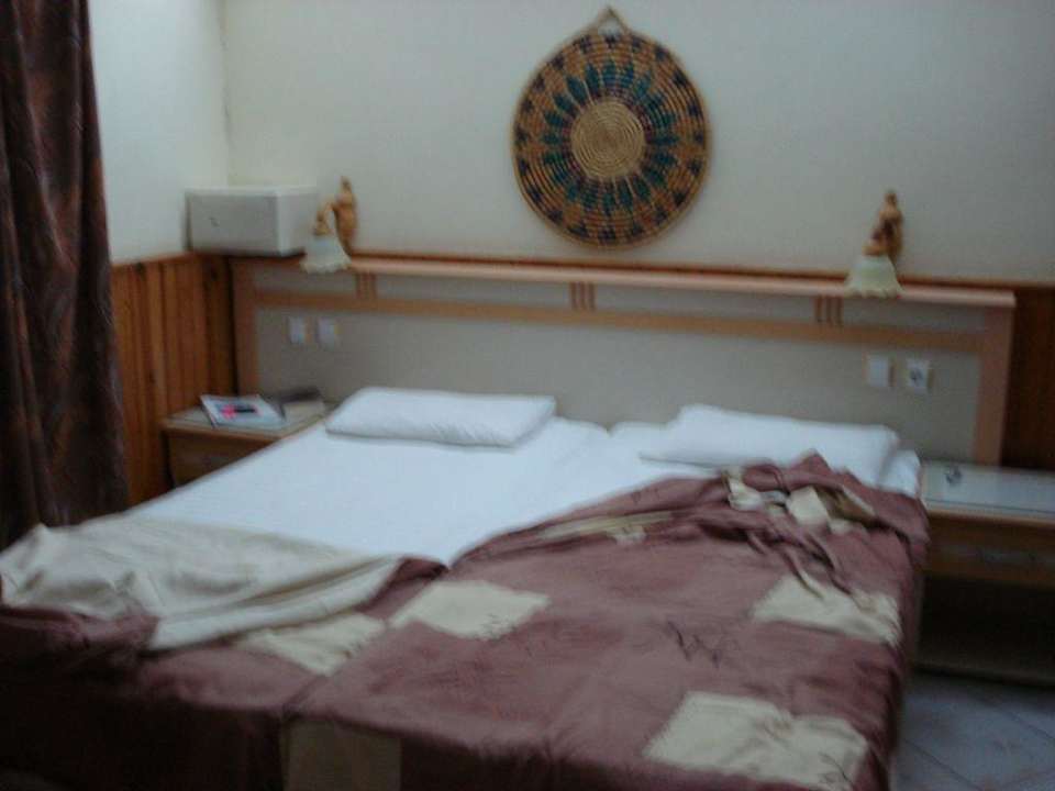 gemütliches Bett Hotel Mari