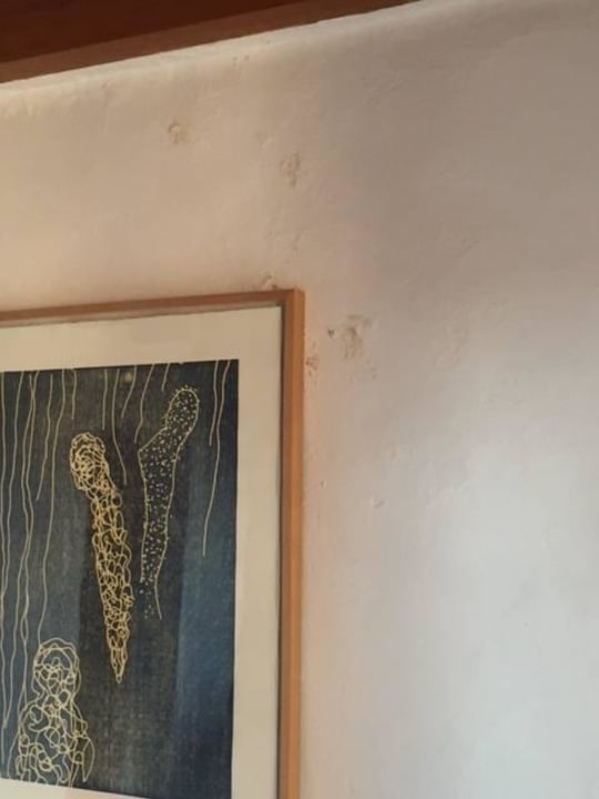 Verschmutzte Wand Cases de Son Barbassa