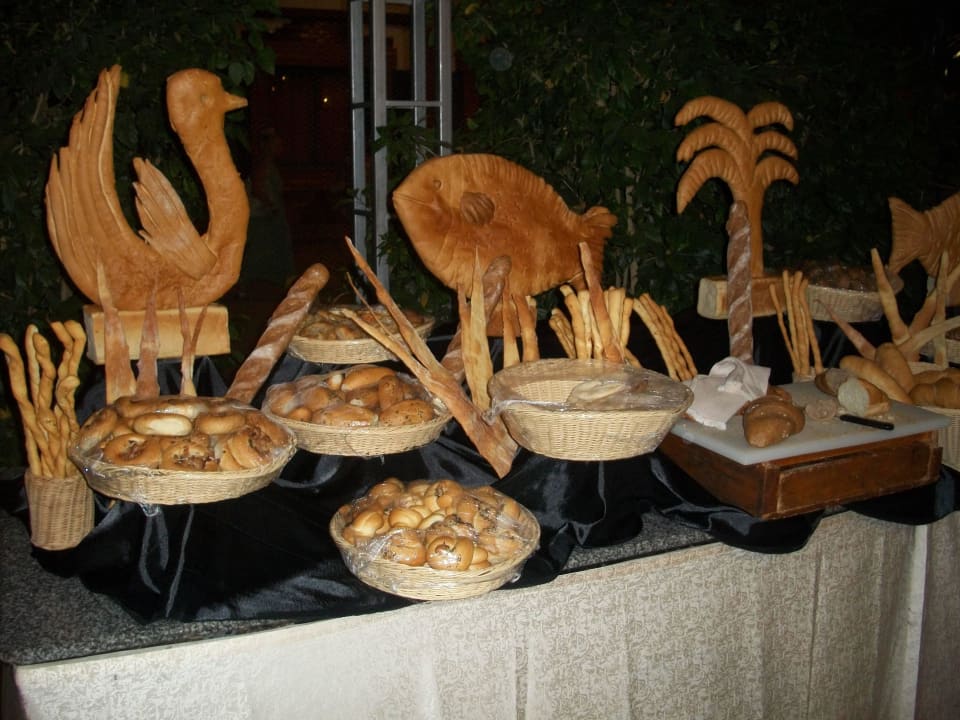 Viel Auswahl beim Gebäck! Ghazala Beach