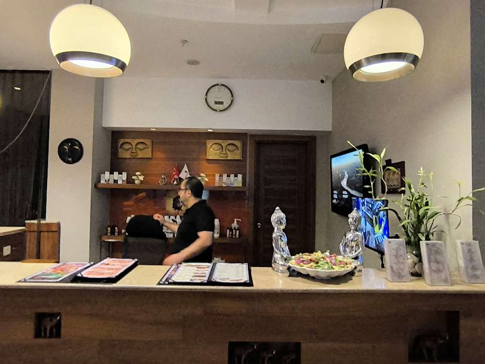 Sport & Freizeit Commodore Elite Suites & Spa - Adults only