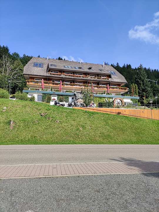 Außenansicht Land-gut-Hotel Großbach