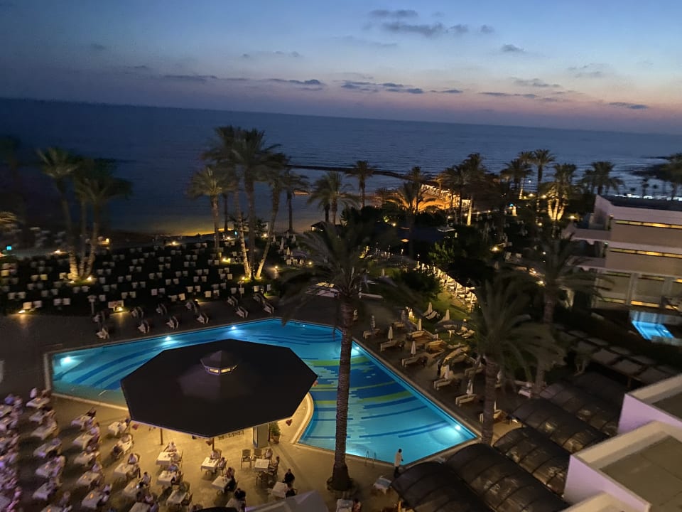 Pool TUI BLUE Pioneer Beach