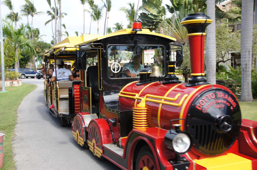 Bimmelbahn Hotel Grand Palladium Palace Resort, Spa & Casino