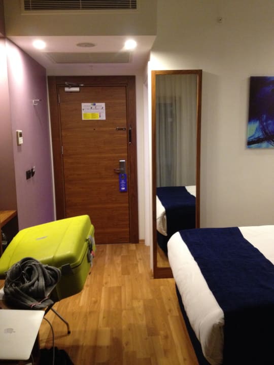 Zimmer Holiday Inn Express Manisa - West