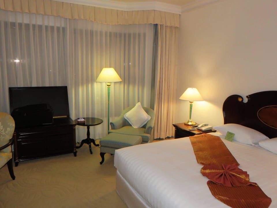 Standard Doppelzimmer #1007 Evergreen Laurel Hotel Bangkok