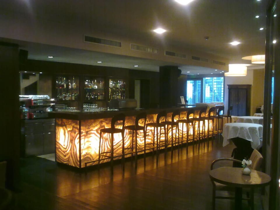 Gemütliche Bar Hotel Grauer Bär