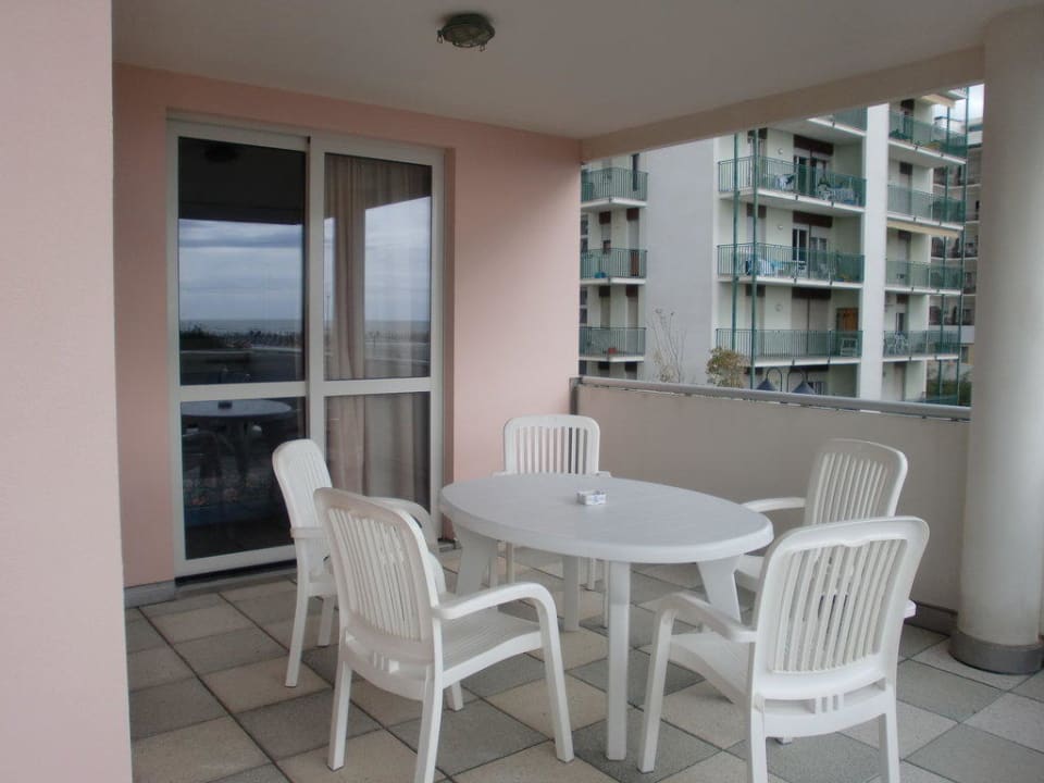 Balkon Aparthotel Holiday