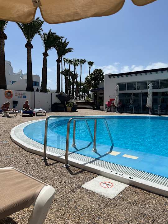 Pool Aparthotel Costa Mar