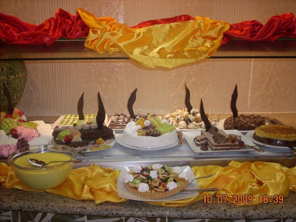 Торты на ужин Pickalbatros Aqua Park Resort - Hurghada