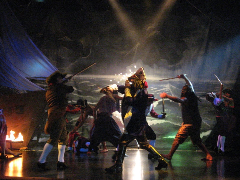 Шоу "Пираты Карибского моря" Limak Limra Hotel & Resort