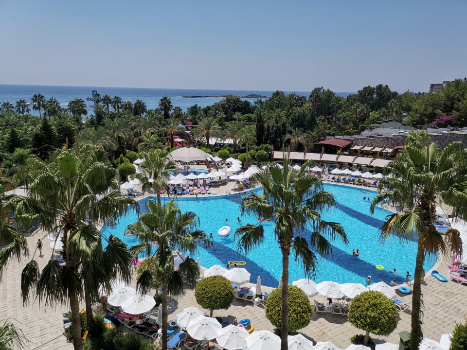 Pool Saphir Resort & Spa