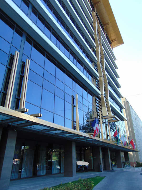 Außenansicht Mercure Almaty City Center