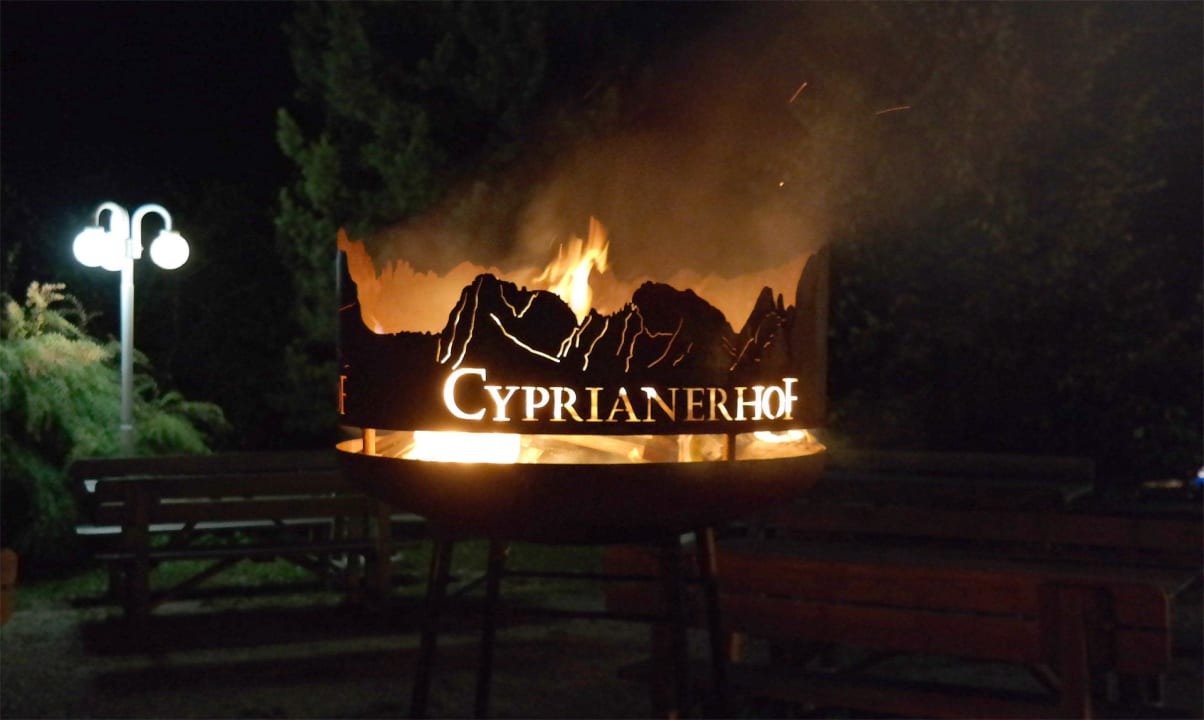 Stimmungsvolle "Beleuchtung" Cyprianerhof Dolomit Resort