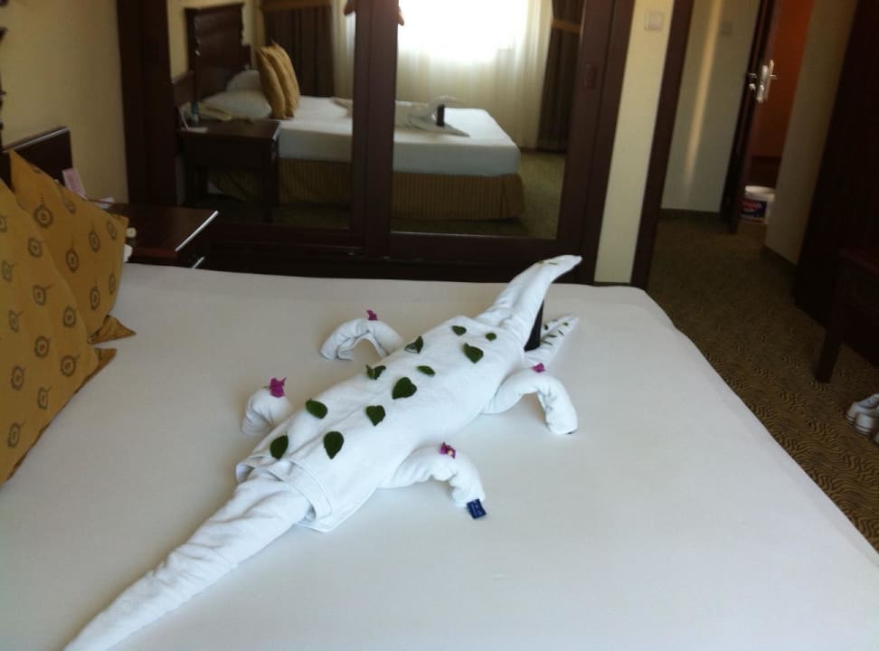 Bett Hotel Royal Garden Beach