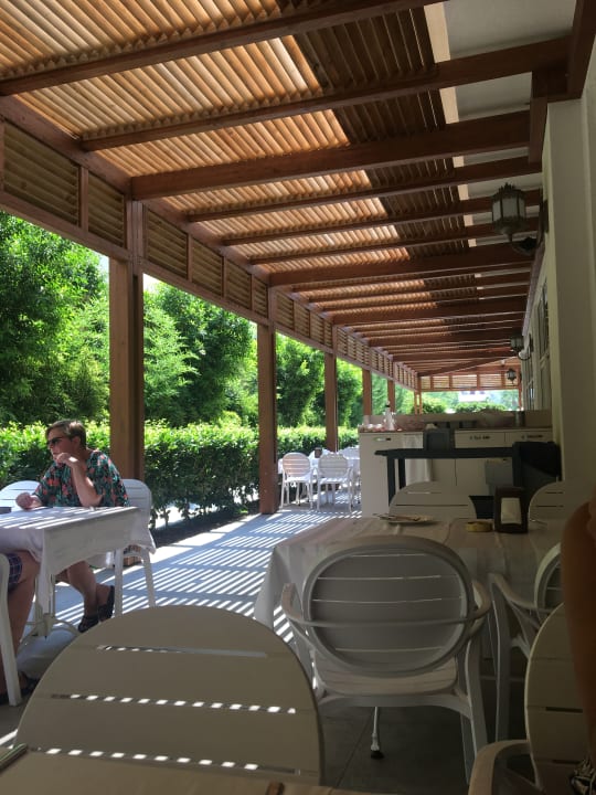 Gastro Well Palace Side