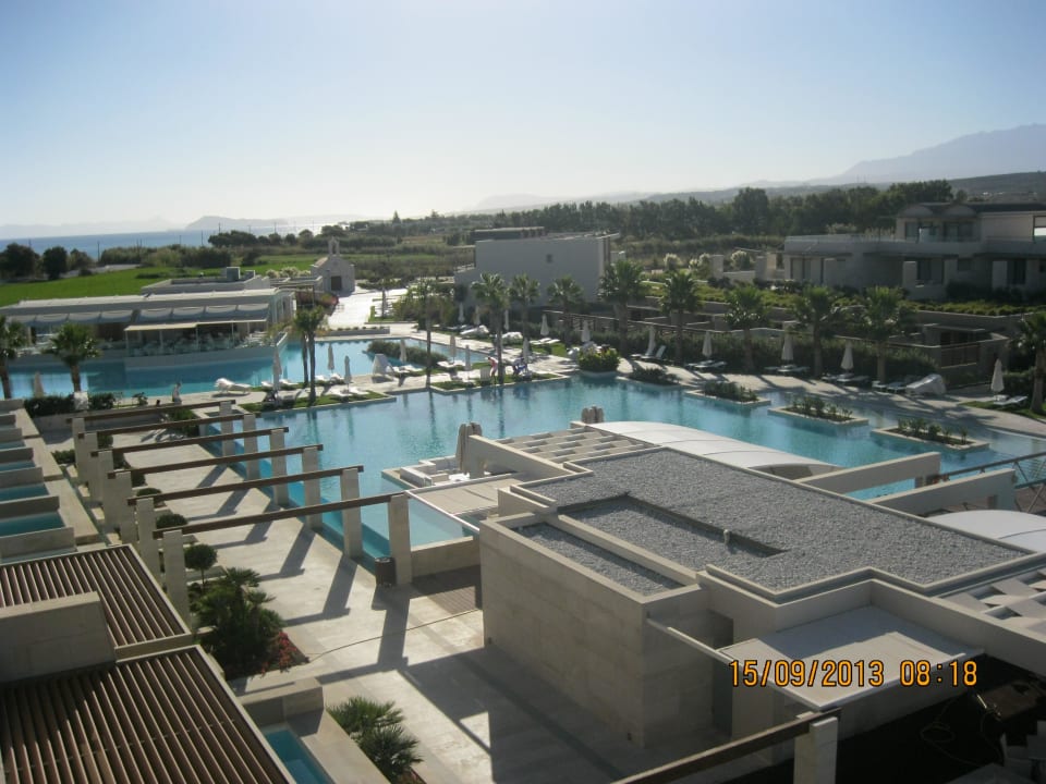 Pool Avra Imperial Hotel