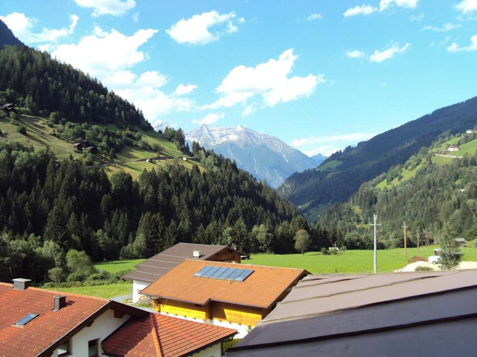 Blick vom Balkon  Clubdorf See Ischgl