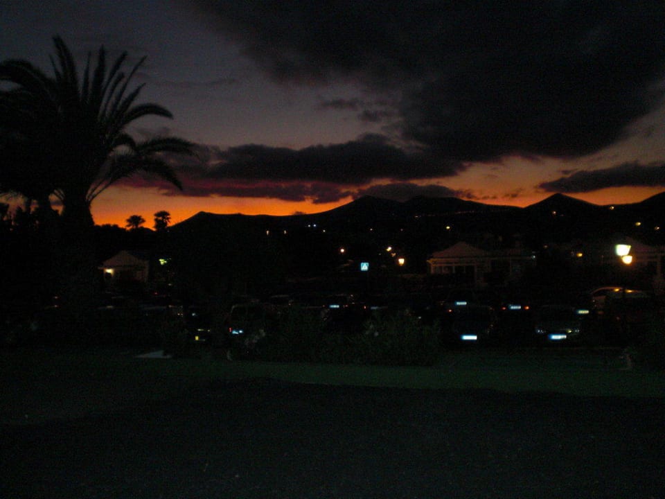 Ausblick auf die Berge am Abend Hotel Riu Paraiso Lanzarote