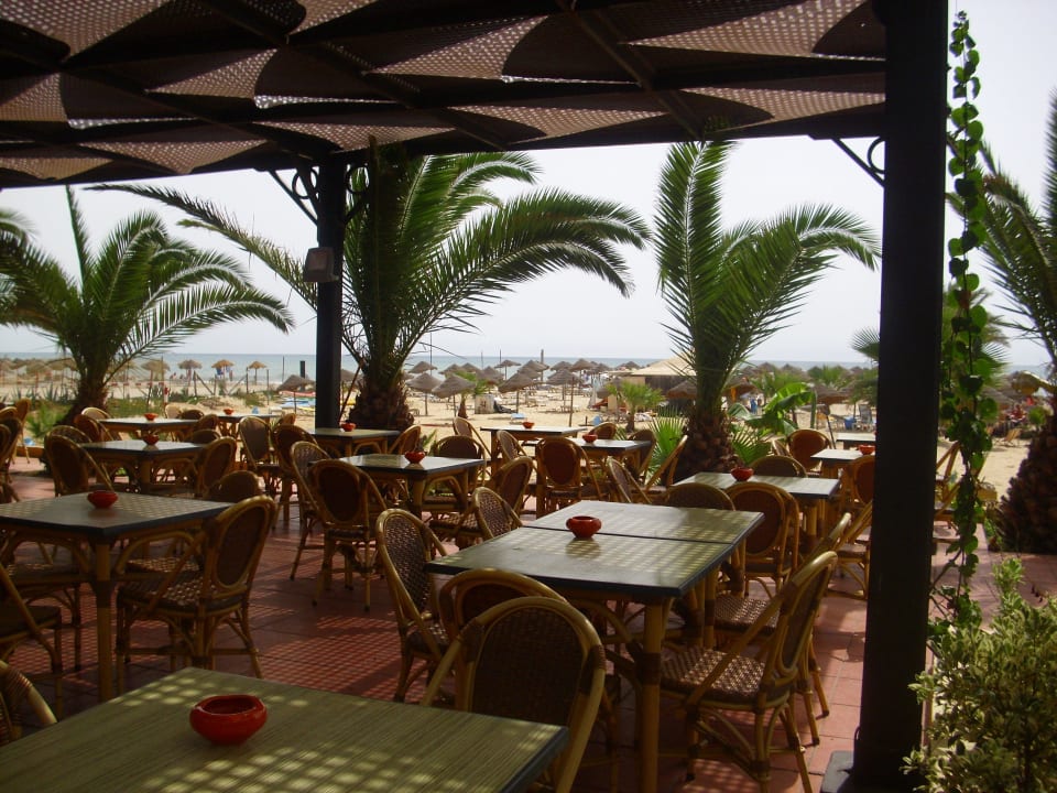 Mittagessen mit Traumaussicht Hotel Paradis Palace