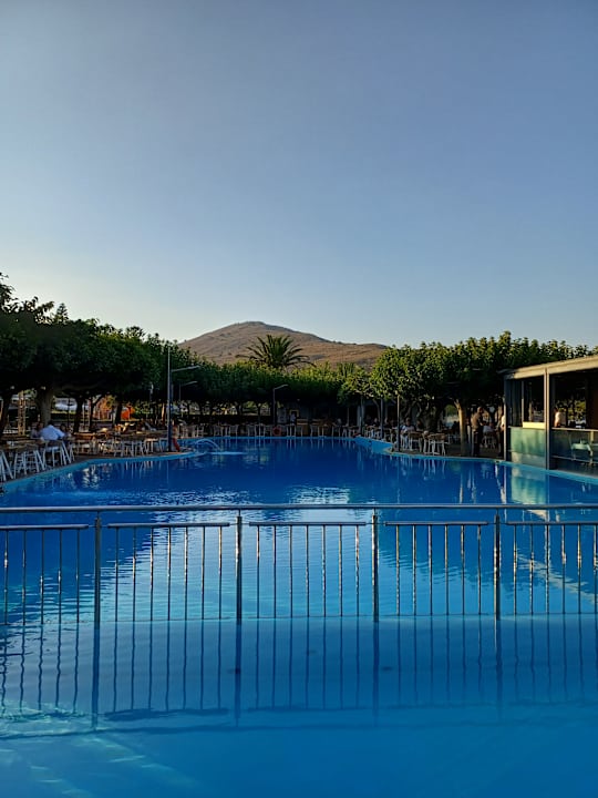 Pool Hotel Corissia Princess