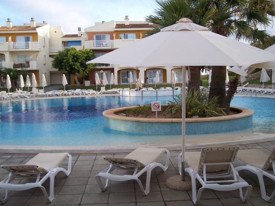 Unterer Pool blau punta reina