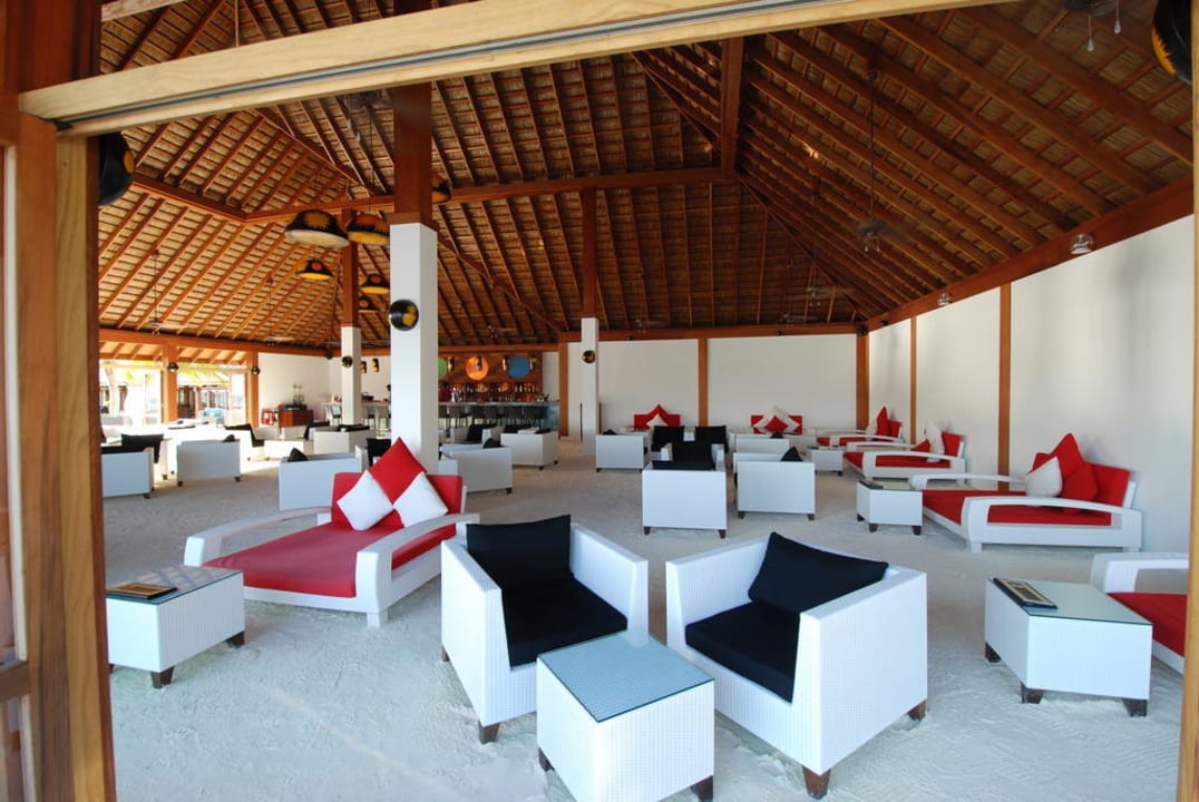 Sunset Bar Vilamendhoo Island Resort & Spa