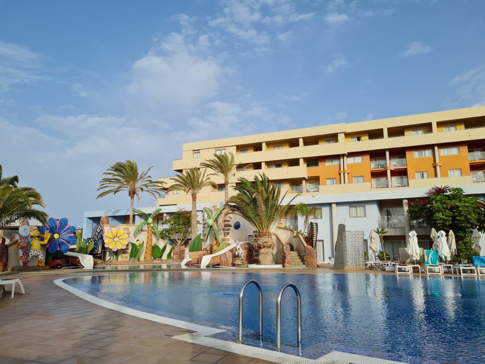 Pool Iberostar Waves Gaviotas Park