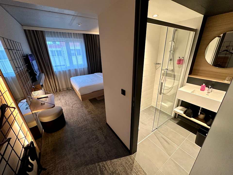 Zimmer Moxy Hamburg Altona