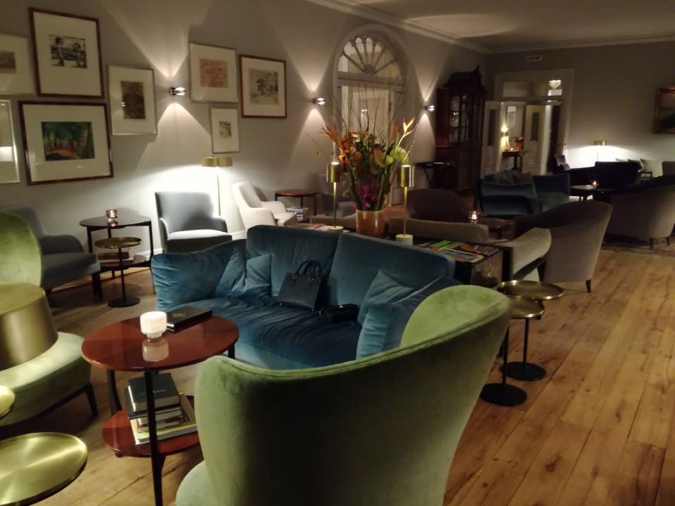 Lobby Hotel Louis C. Jacob