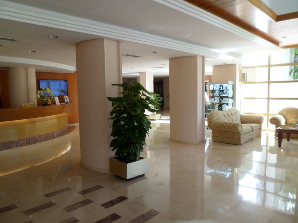 Lobby CM Playa del Moro
