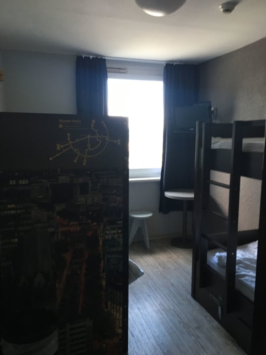 Zimmer MEININGER Hotel Berlin Hauptbahnhof