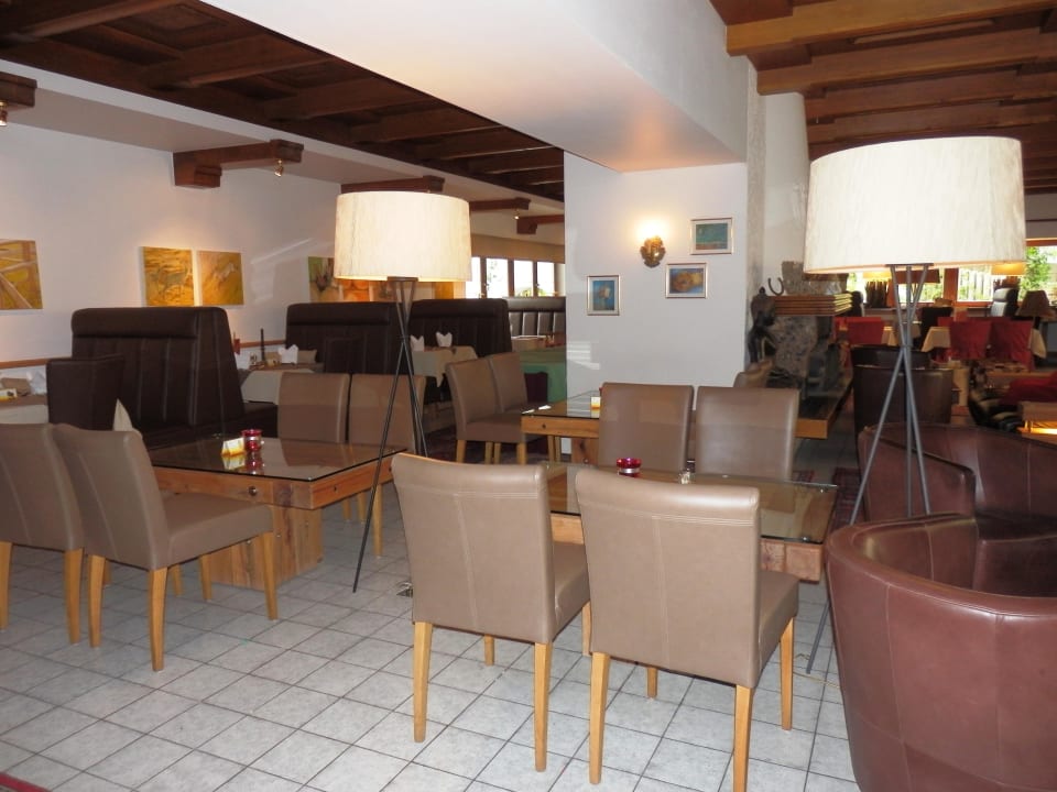 Aufenthaltsraum und Restaurant Hotel Hochfilzer