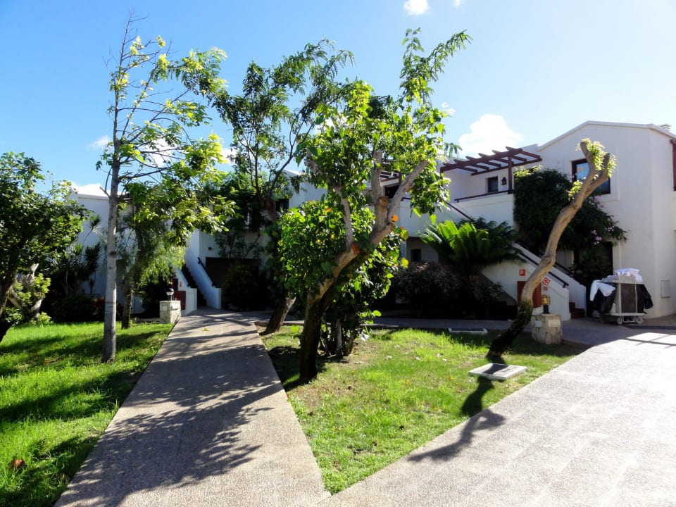 Gebäude der Hotelanlage Alua Suites Fuerteventura