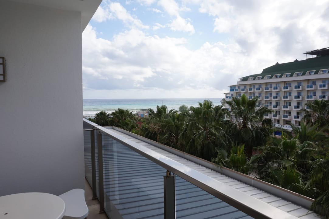 Seitlicher Meerblick Hotel Royal Garden Beach
