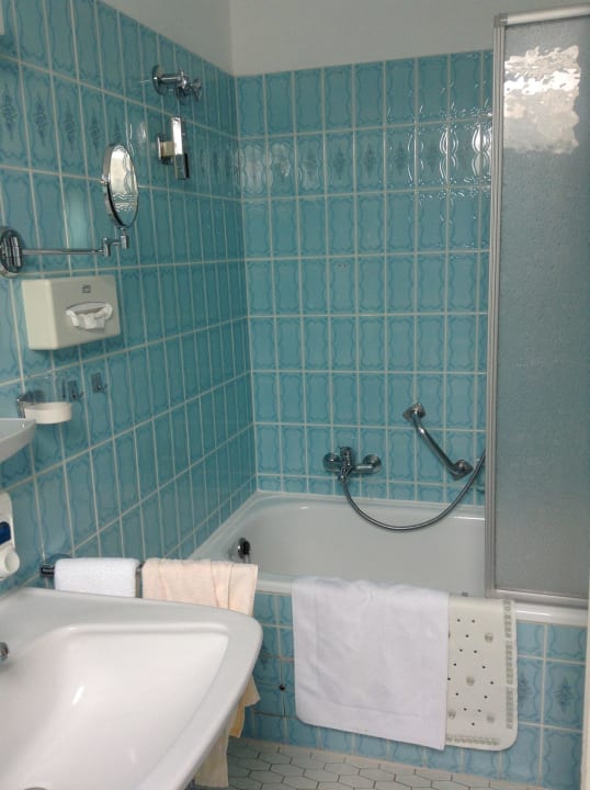 Badezimmer Hotel Bad Pyrmonter Hof