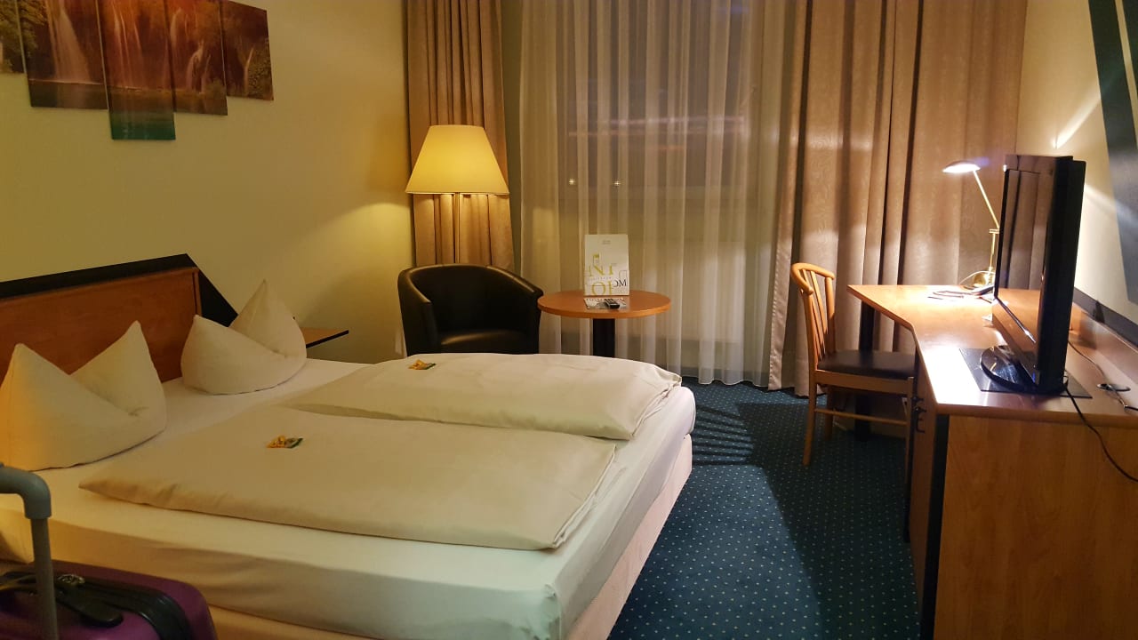 Zimmer Novina Hotel Südwestpark