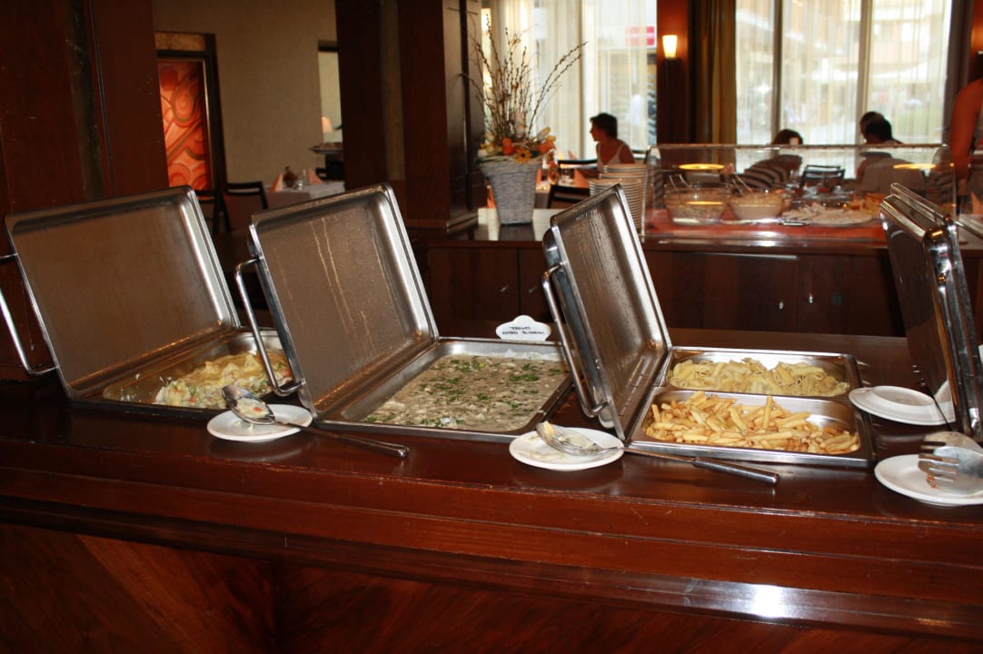 Büffet Hotel Golden Lake Resort