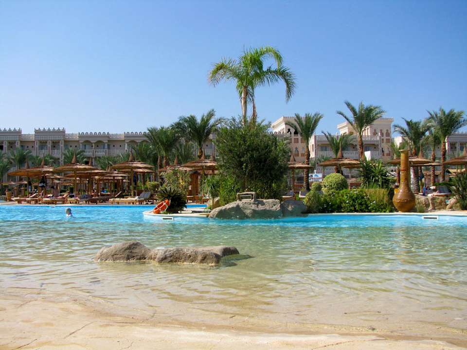 Красивый вид Pickalbatros Palace Resort