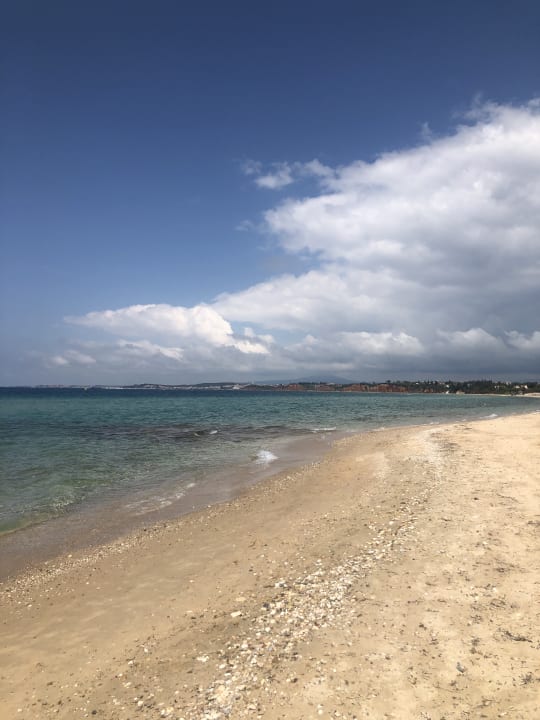 Strand Istion Club & Spa