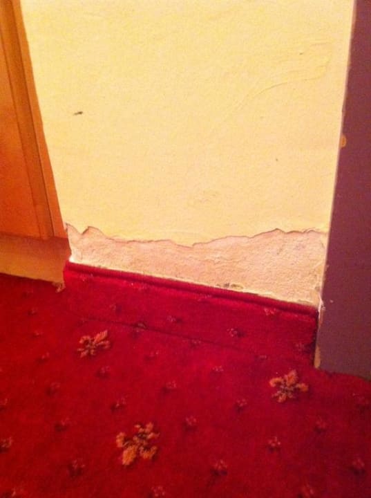 Fehlender Putz  Hotel Gasthof Stegerbräu