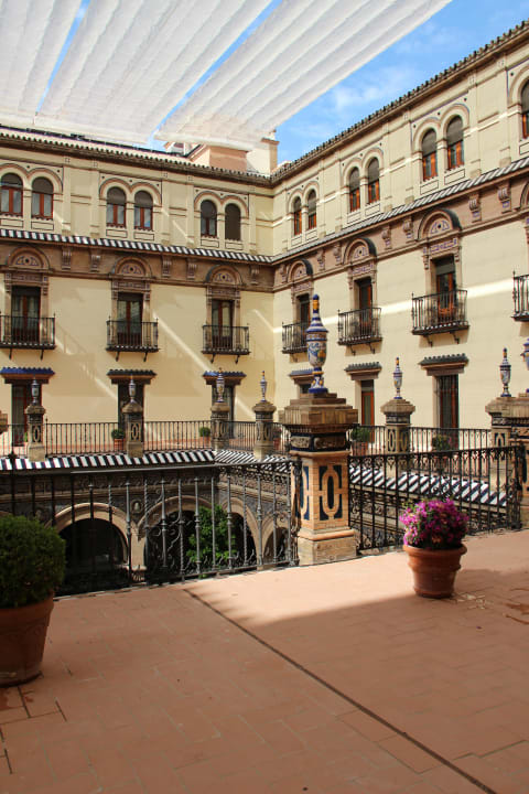 Sonnenschutz Hotel Alfonso XIII