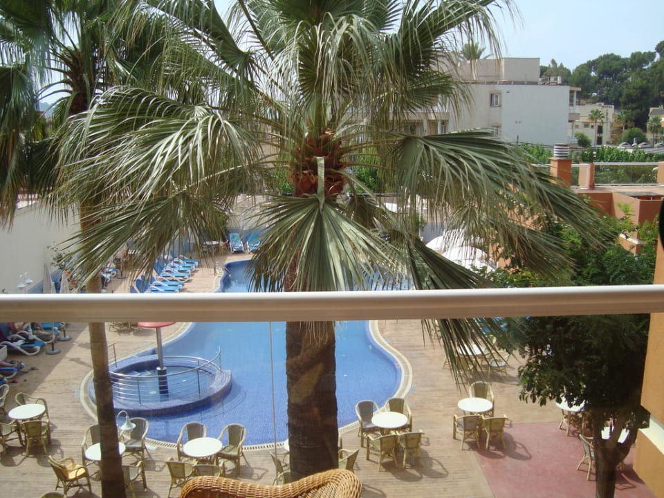 Blick vom Balkon Zimmer 203 Hotel Aparthotel Paguera Beach