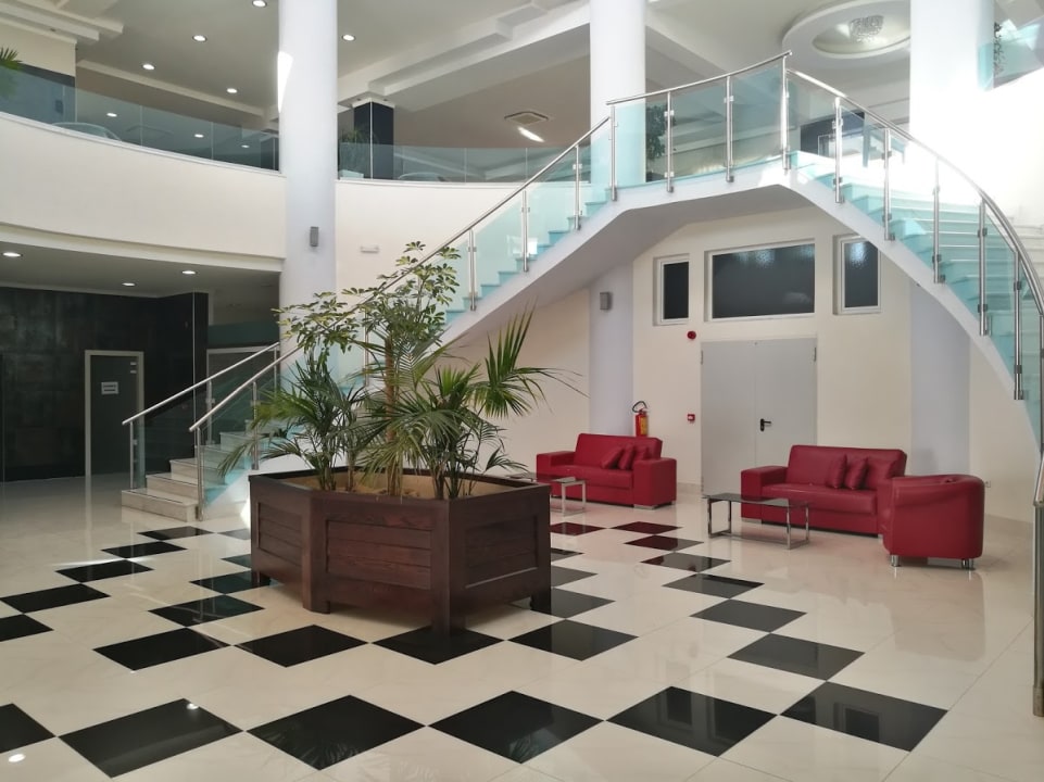 Lobby Grand Blue Beach Hotel
