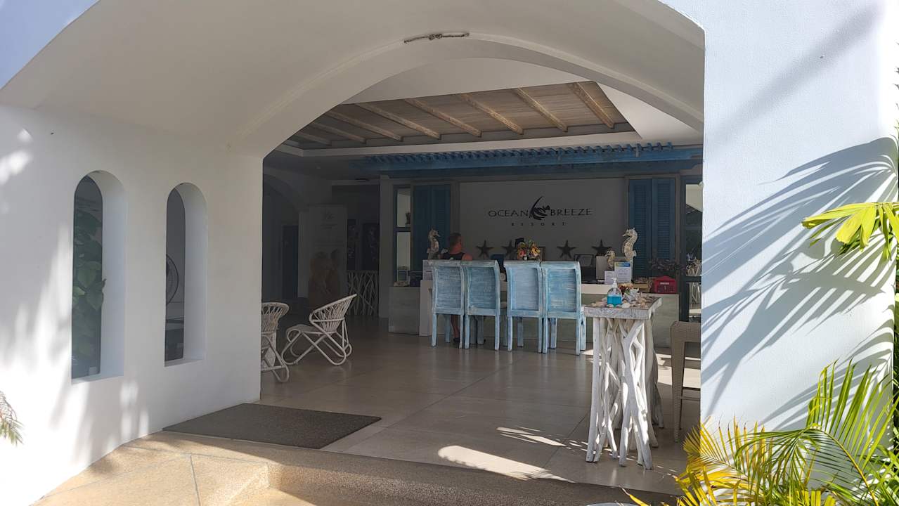 Zimmer Ocean Breeze Resort