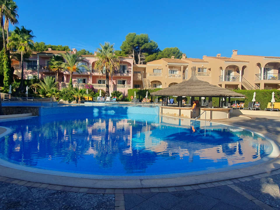 Pool R2 Lago Playa Park