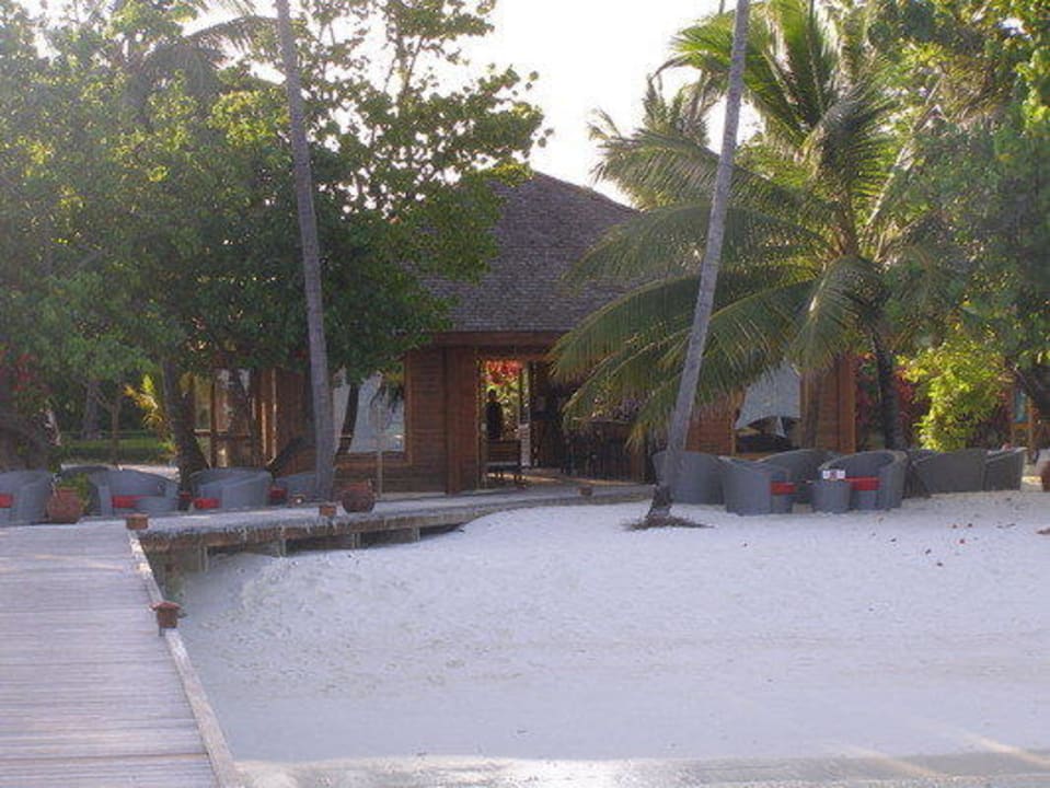 Pavillion Bar Meeru Maldives Resort Island