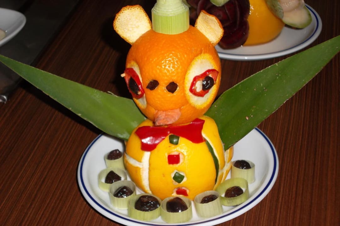 Orangenfigur Club Sidelya Hotel