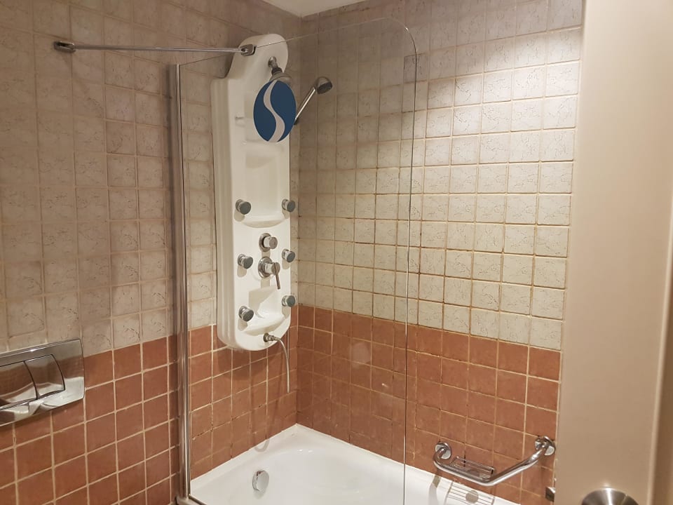 Dusche Hotel Turan Prince